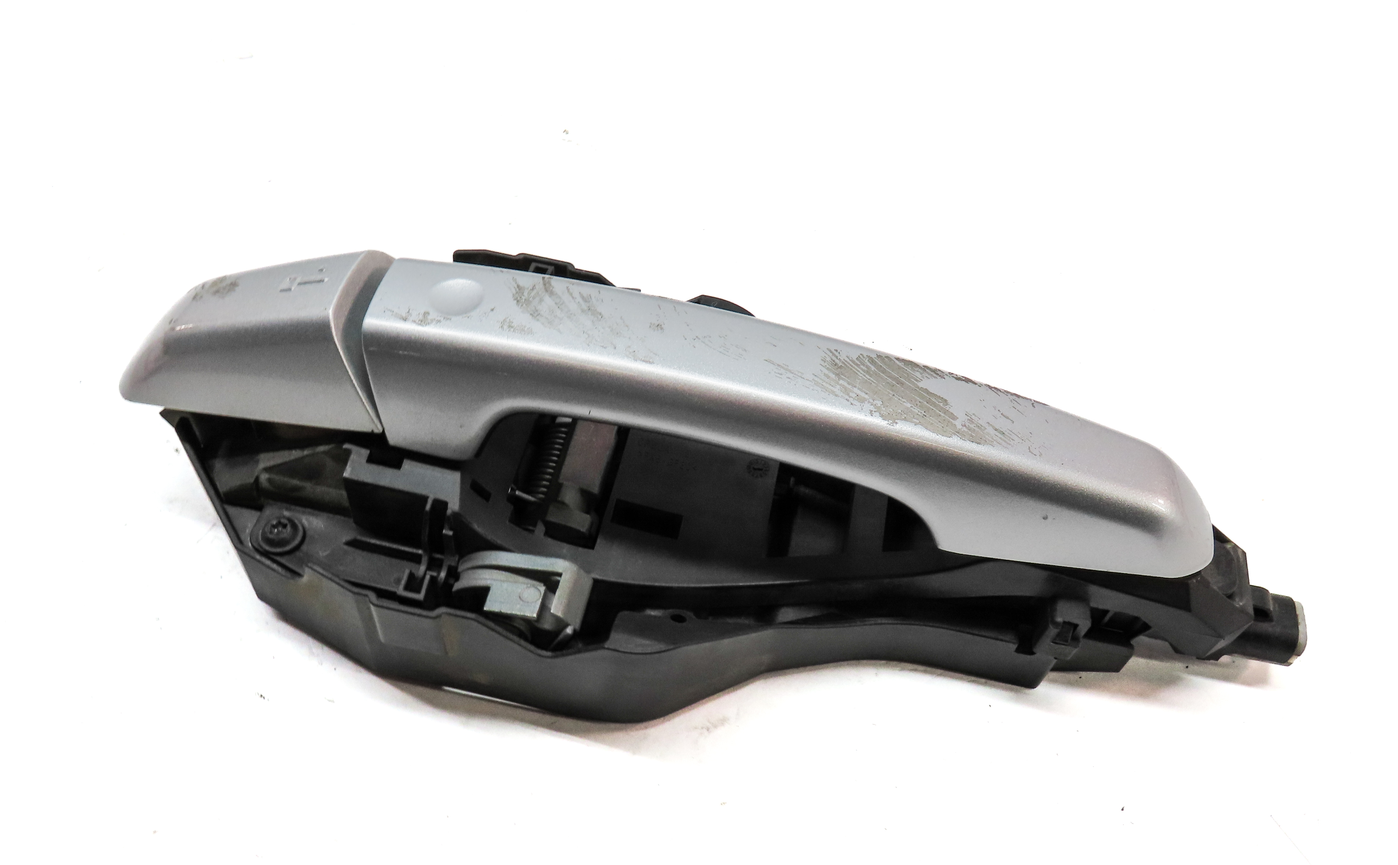 15-19 LAND ROVER DISCOVERY SPORT (L550) LEFT FRONT PASSIVE DOOR HANDLE (SILVER) — exact item pictured